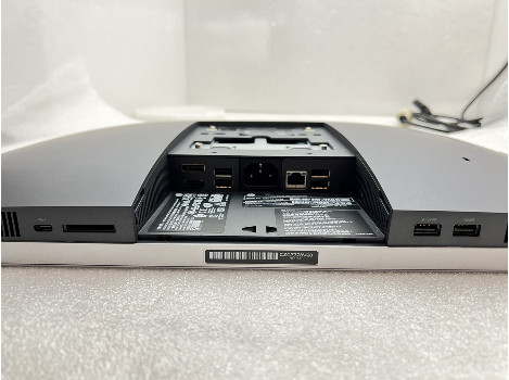 HP EliteOne 800 G3 All-in-One 23" 1920x1080 FHD i5-7500 8GB 260GB HD 630