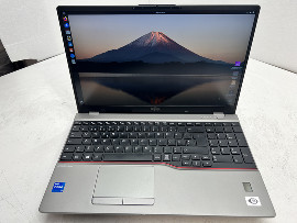 Лаптоп Fujitsu LIFEBOOK U7511 15.6" i5-1135G7 16GB 260GB клас А