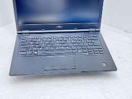 Лаптоп Fujitsu LIFEBOOK E549 14" i3-8145U 8GB 260GB клас А