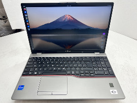 Лаптоп Fujitsu LIFEBOOK U7511 15.6" i5-1135G7 16GB 260GB клас А