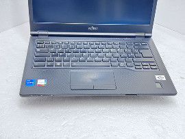 Лаптоп Fujitsu LIFEBOOK E5411 14" i5-1135G7 16GB 510GB клас А