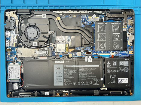 Dell Latitude 3420 14" i3-1125G4 8GB 510GB клас Б