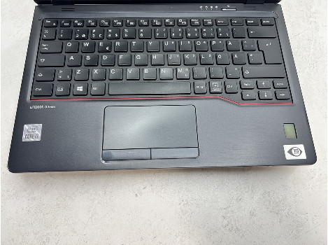 Fujitsu LIFEBOOK U7310 13.3" i3-10110U 8GB 260GB клас Б