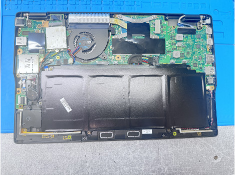 Fujitsu LIFEBOOK U9311 13.3" touch i5-1135G7 16GB 510GB клас А