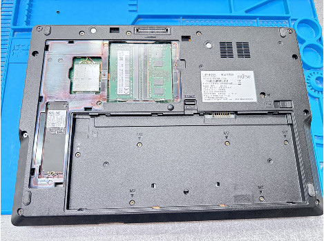 Fujitsu LIFEBOOK E5411 14" i5-1135G7 16GB 510GB клас А