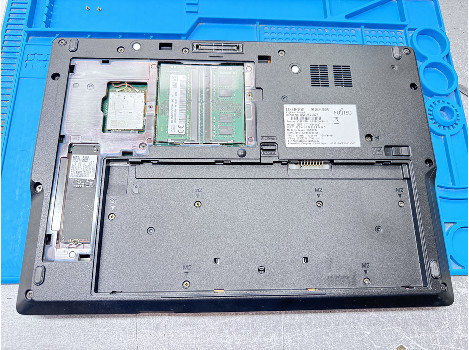 Fujitsu LIFEBOOK E5411 14" i5-1135G7 16GB 510GB клас А