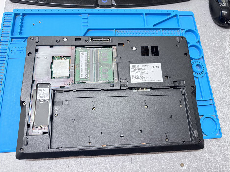 Fujitsu LIFEBOOK E5411 14" i5-1135G7 16GB 510GB клас А