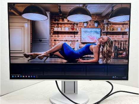 Eizo FlexScan EV2456 24" (клас А)