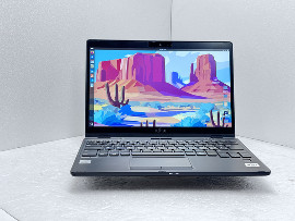 Лаптоп Fujitsu LIFEBOOK U9310X 13.3" touch i5-10210U 16GB 260GB клас А