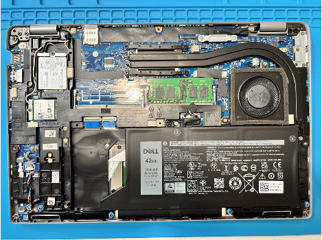 Dell Latitude 5420 14" i3-1125G4 16GB 510GB клас А