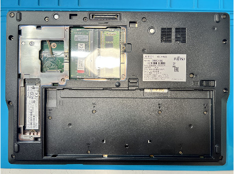 Fujitsu LIFEBOOK E549 14" i5-8265U 16GB 260GB клас А