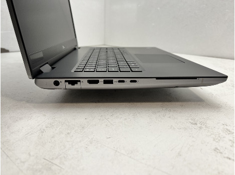 Dell Precision 7770 17.3" i9-12950HX 64GB 1020GB клас А