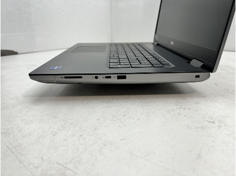 Dell Precision 7770 17.3" i9-12950HX 64GB 1020GB клас А