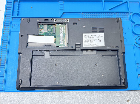 Fujitsu LIFEBOOK U7310 13.3" i5-10310U 16GB 510GB клас А