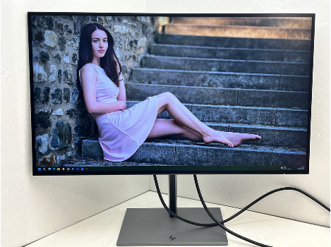 HP Z27q G3 27" (клас А)
