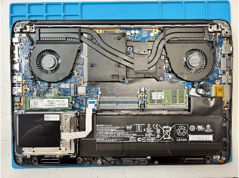 HP ZBook 15 G4 15.6" i7-7700HQ 16GB 260GB клас А