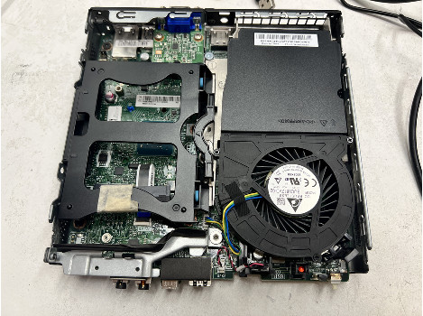 Lenovo ThinkCentre M920q Celeron G4900T 8GB 260GB UHD 610