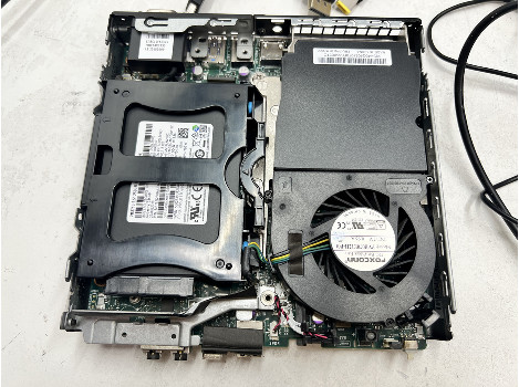 Lenovo ThinkCentre M720q i5-8400T 8GB 260GB UHD 630