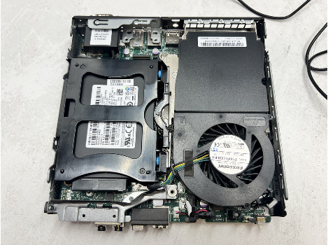 Lenovo ThinkCentre M720q i5-8400T 8GB 260GB UHD 630