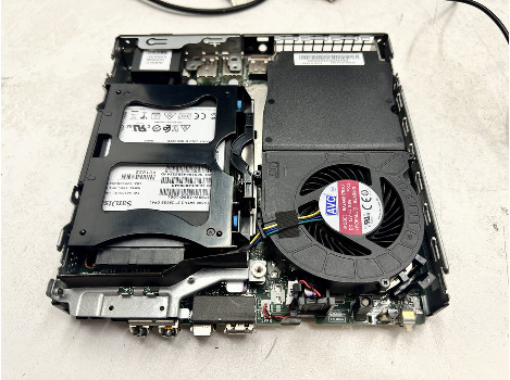 Lenovo ThinkCentre M720q i5-8400T 8GB 260GB UHD 630