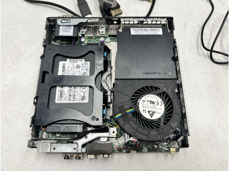 Lenovo ThinkCentre M720q i5-8400T 8GB 260GB UHD 630