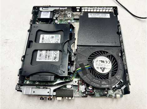 Lenovo ThinkCentre M720q i5-8400T 8GB 260GB UHD 630