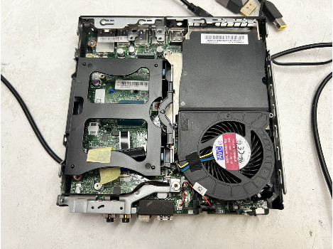 Lenovo ThinkCentre M720q i5-9400T 8GB 260GB UHD 630