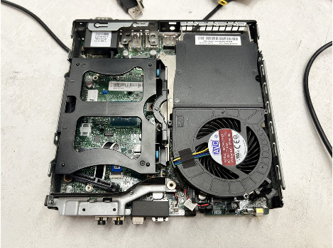 Lenovo ThinkCentre M720q i5-8400T 8GB 510GB UHD 630