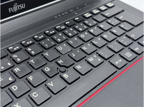Fujitsu LIFEBOOK E546 14" i3-6100U 16GB 130GB клас А