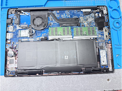 Dell Latitude 7490 14" i7-8650U 32GB 1020GB клас А