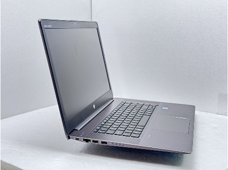 HP ZBook Studio G3 15.6" i7-6700HQ 32GB 512GB / 256GB клас А