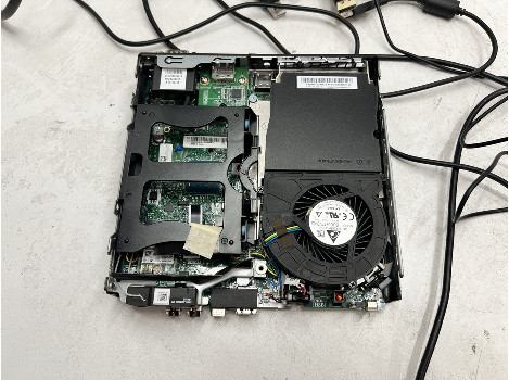 Lenovo ThinkCentre M920q i5-8500T 8GB 260GB UHD 630