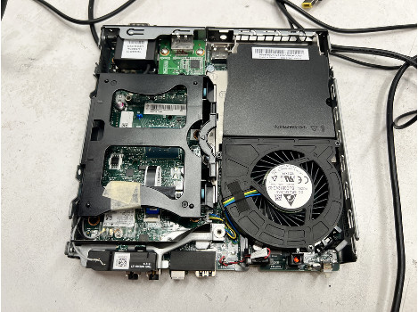 Lenovo ThinkCentre M920q i5-8500T 8GB 260GB UHD 630