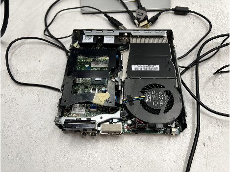 Lenovo ThinkCentre M910q i5-6500T 8GB 260GB HD 530