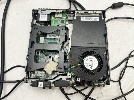 Lenovo ThinkCentre M920q i5-8500T 8GB 260GB UHD 630
