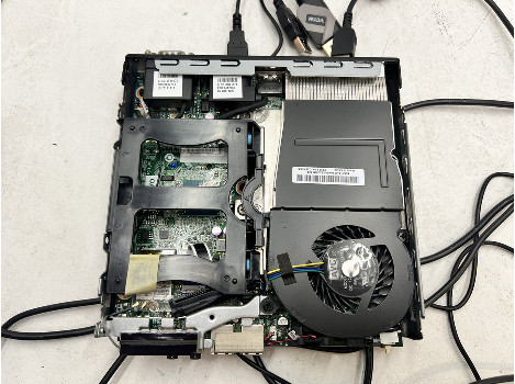 Lenovo ThinkCentre M910q i5-7500T 8GB 260GB HD 630