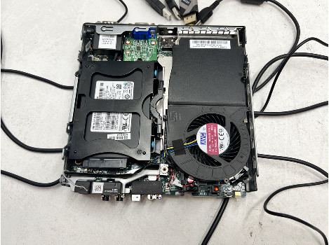 Lenovo ThinkCentre M720q i5-8400T 8GB 260GB UHD 630