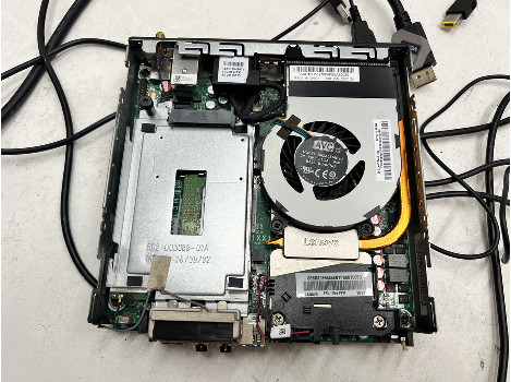 Lenovo ThinkCentre M900 i5-6500T 8GB 260GB HD 530