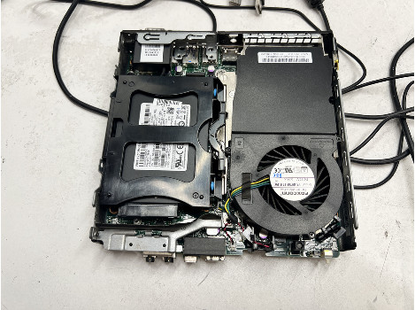 Lenovo ThinkCentre M720q i5-8400T 8GB 260GB UHD 630